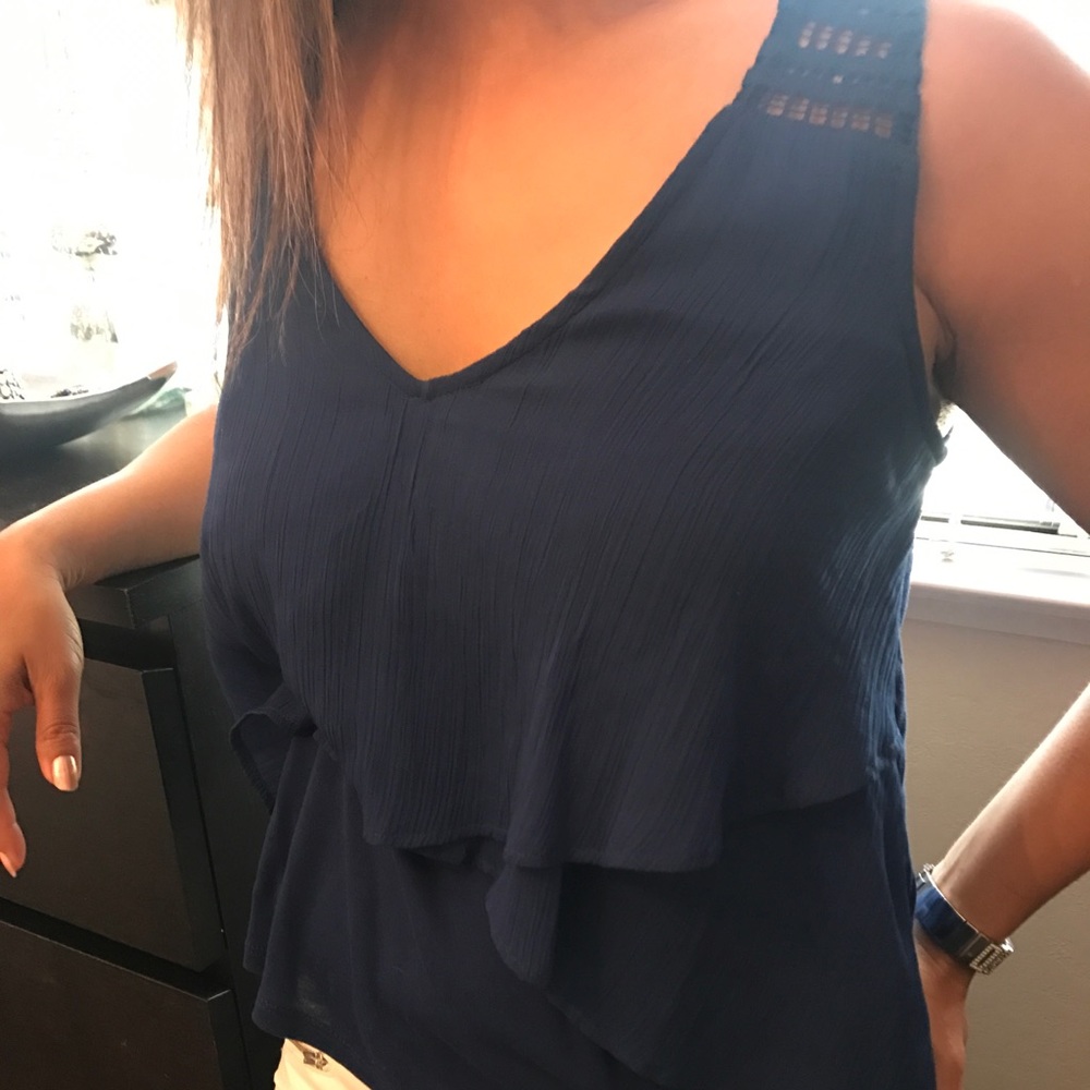 Jessica Simpson Ruffled Blue Sleeveless Top